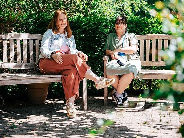 Frauen im Garten